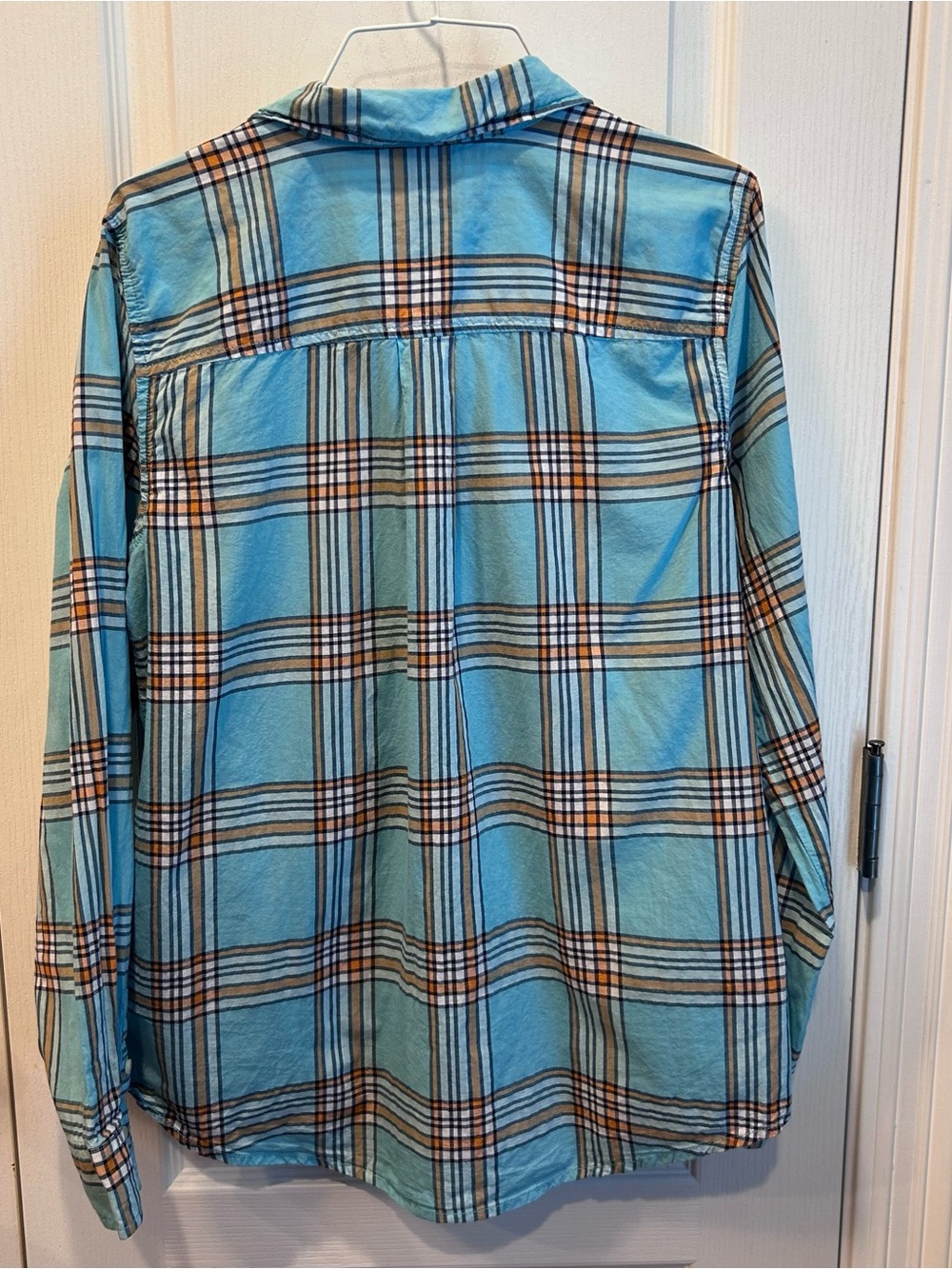 St John's Bay Women's Aqua Plaid Button Front Long Sleeve Shirt Size Large - Picture 4 of 4
